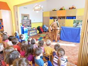 Pohádka Malenka krásná panenka